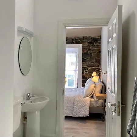 2 Camp Street & Self Catering 2* Oughterard