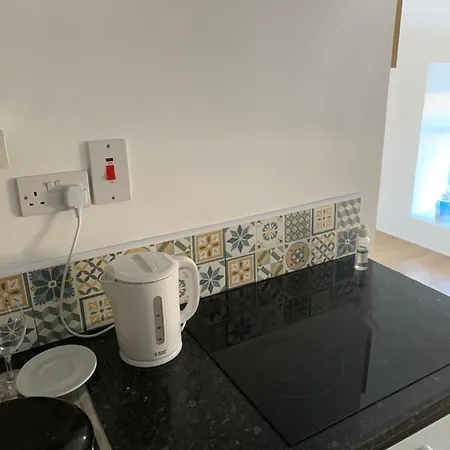 2 Camp Street & Self Catering Bed & Breakfast