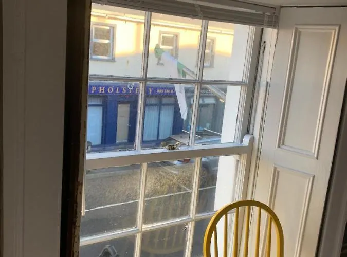 Bed and Breakfast 2 Camp Street & Self Catering Oughterard