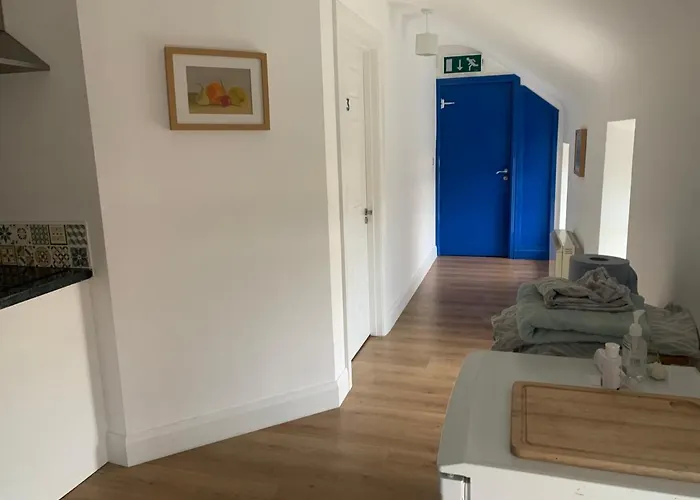 2 Camp Street & Self Catering Bed and Breakfast 3*